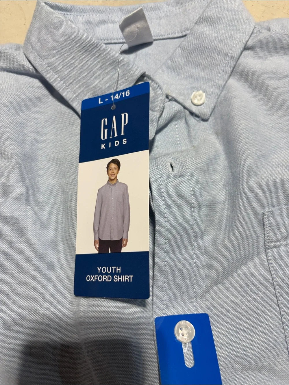 Gap kids NWT Light Blue Oxford Button-Down Shirt LARGE 14/16